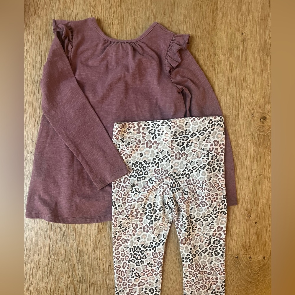 Tahari Kids Ruffled Long Sleeve and Leopard Pants - Picture 5 of 6